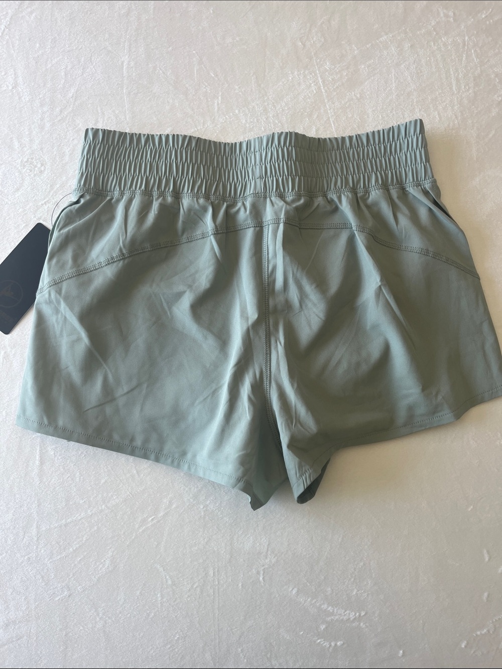 New 90 Degree shorts L - Picture 2 of 5